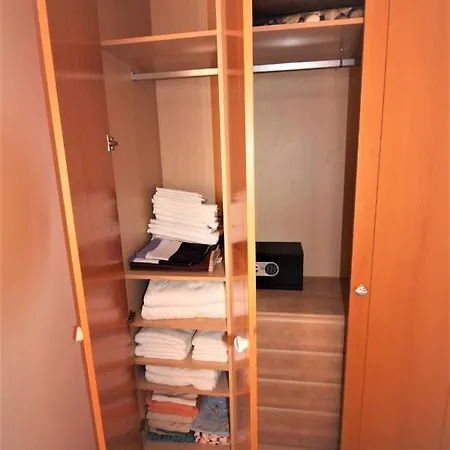 Arena Suites Apartament *