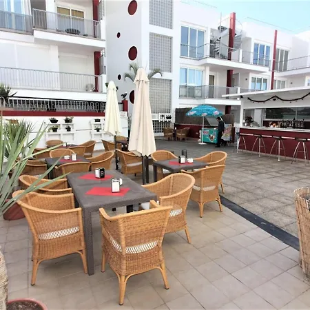 Apartament Arena Suites *