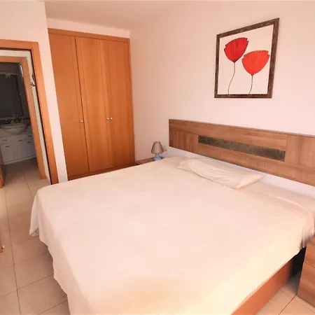 Arena Suites Apartment *